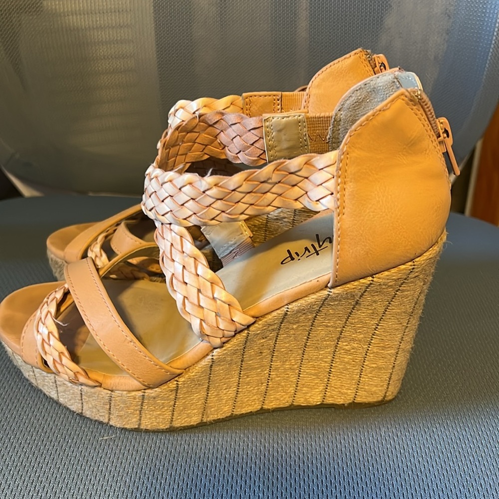 Wedge sandals